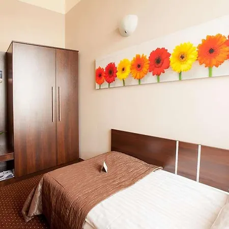Hotel Diament Economy