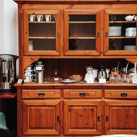 ホテル Diament Economy 3*