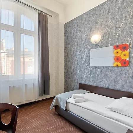 Diament Economy Hotel 3*