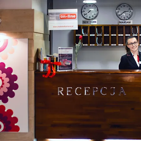 Diament Economy ホテル