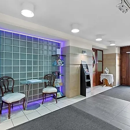 Hotel Diament Economy