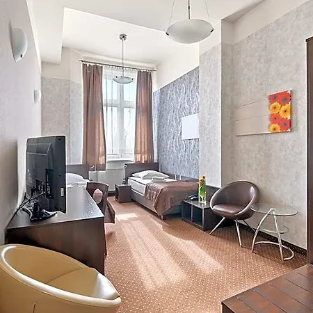 Diament Economy Hotel 3*