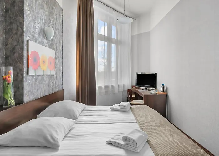 Hotel Diament Economy