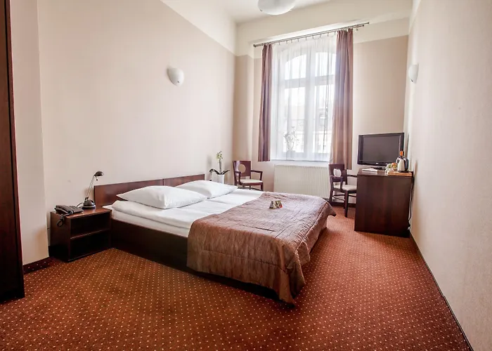 Diament Economy Hotel Hlivice